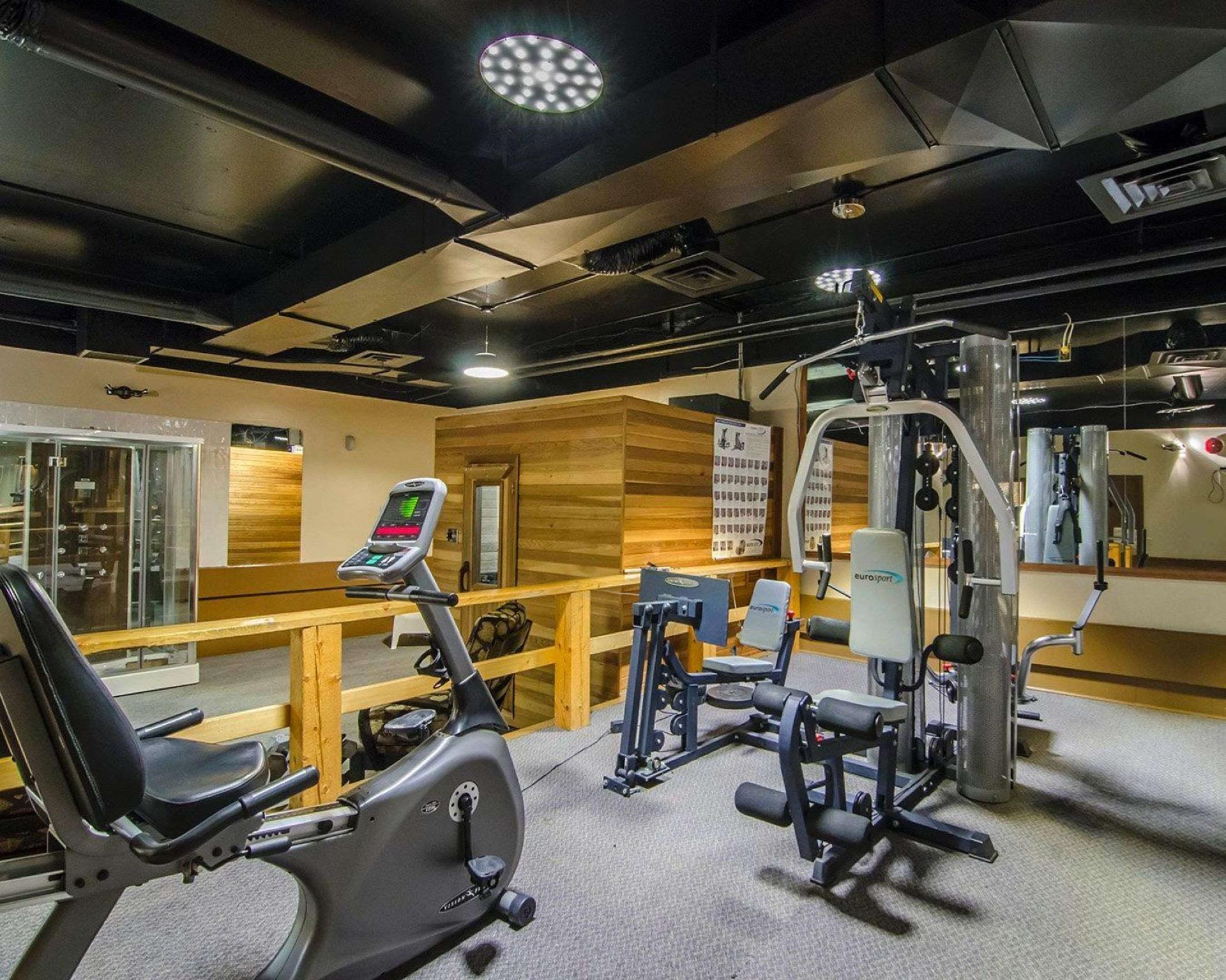 Hotel Ramada By Wyndham Whitecourt